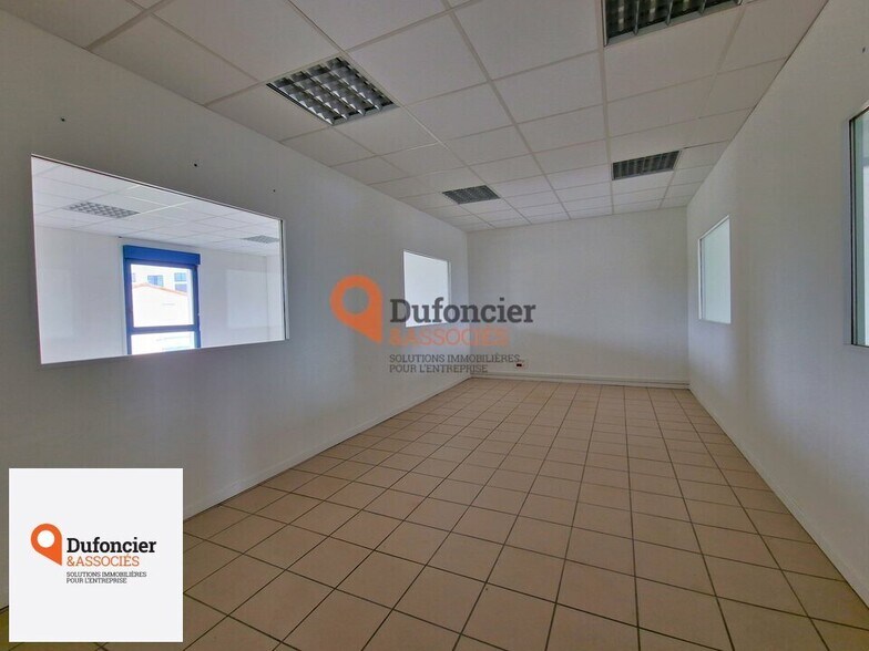 Bureau dans Poitiers à louer - Photo intérieure – Image 3 sur 7