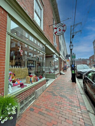 Plus de détails pour 135 Market St, Portsmouth, NH - Local commercial à vendre