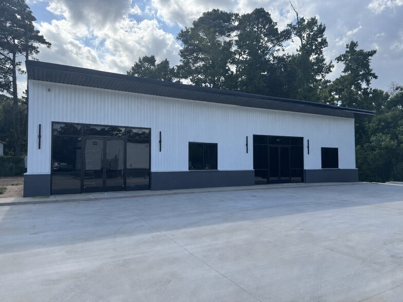 923 Honea Egypt rd, Magnolia, TX à louer - Photo de l’immeuble – Image 1 sur 5