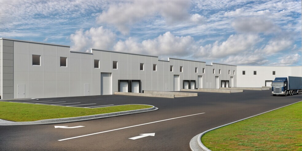 5150 Veterans Memorial Hwy, Holbrook, NY à louer - Photo de l’immeuble – Image 3 sur 4