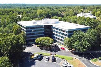 Plus de détails pour 6100 Lake Forrest Dr NW, Atlanta, GA - Bureau à louer