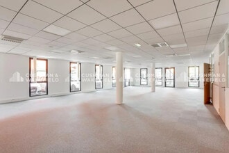 17-23 Avenue De Poumeyrol, Caluire-et-Cuire à louer Photo intérieure– Image 2 sur 17