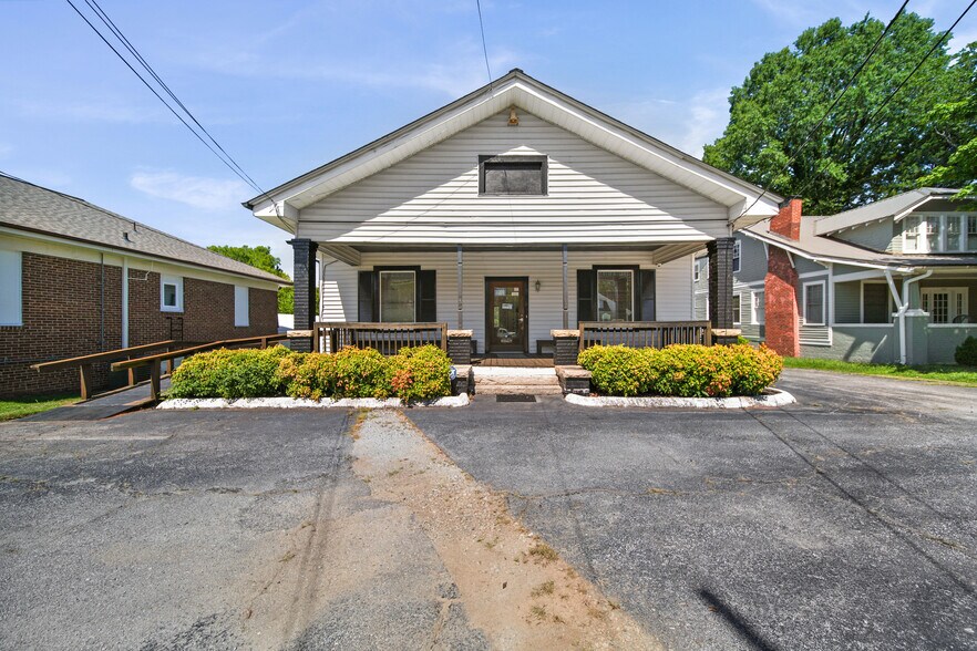 217 Mocksville Ave, Salisbury, NC à vendre - Photo de l’immeuble – Image 2 sur 42