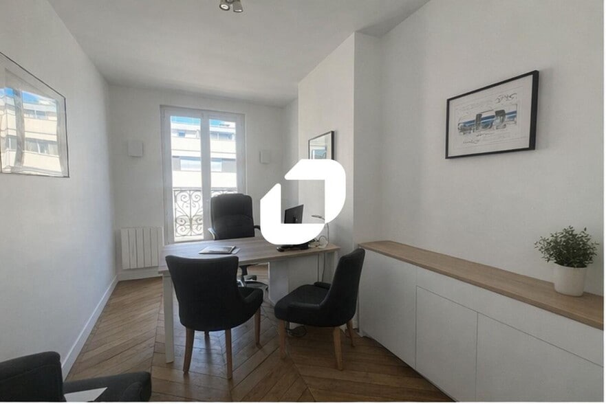 99 Rue Saint-Lazare, Paris à louer - Photo intérieure – Image 1 sur 8