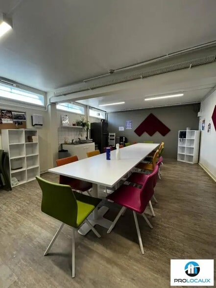 Bureau dans Compiègne à vendre - Photo de l’immeuble – Image 2 sur 12