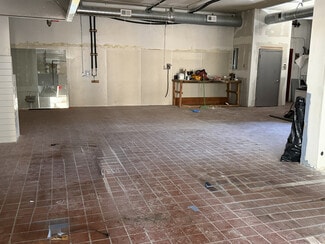 Plus de détails pour 126 New Canaan Ave, Norwalk, CT - Bureau/Local commercial à louer