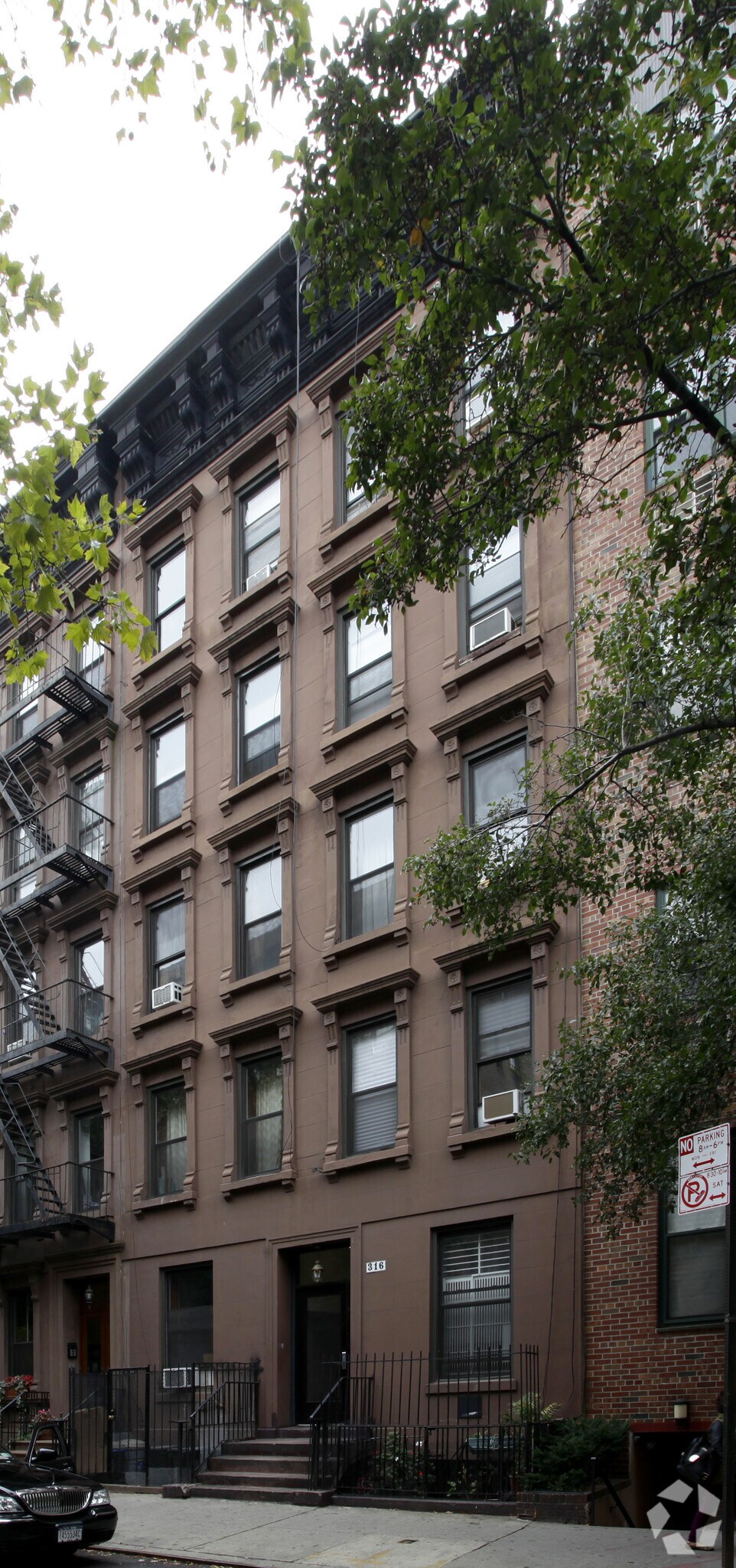 316 W 19th St, New York, NY à louer Photo principale– Image 1 sur 5