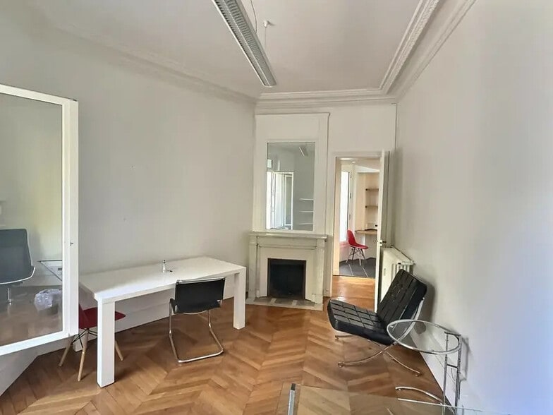 130 Rue De La Pompe, Paris à louer - Photo intérieure – Image 3 sur 8