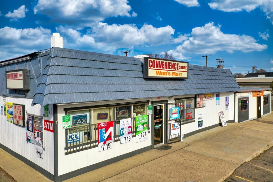 105 Sheridan Blvd, Lakewood, CO à vendre - Photo de l’immeuble – Image 3 sur 25