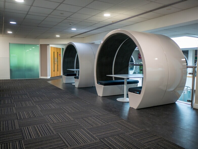 2010 The Crescent, Birmingham à louer - Photo intérieure – Image 2 sur 11