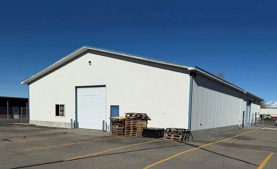 240 Dividend Dr, Rexburg, ID à vendre - Photo de l’immeuble – Image 2 sur 5