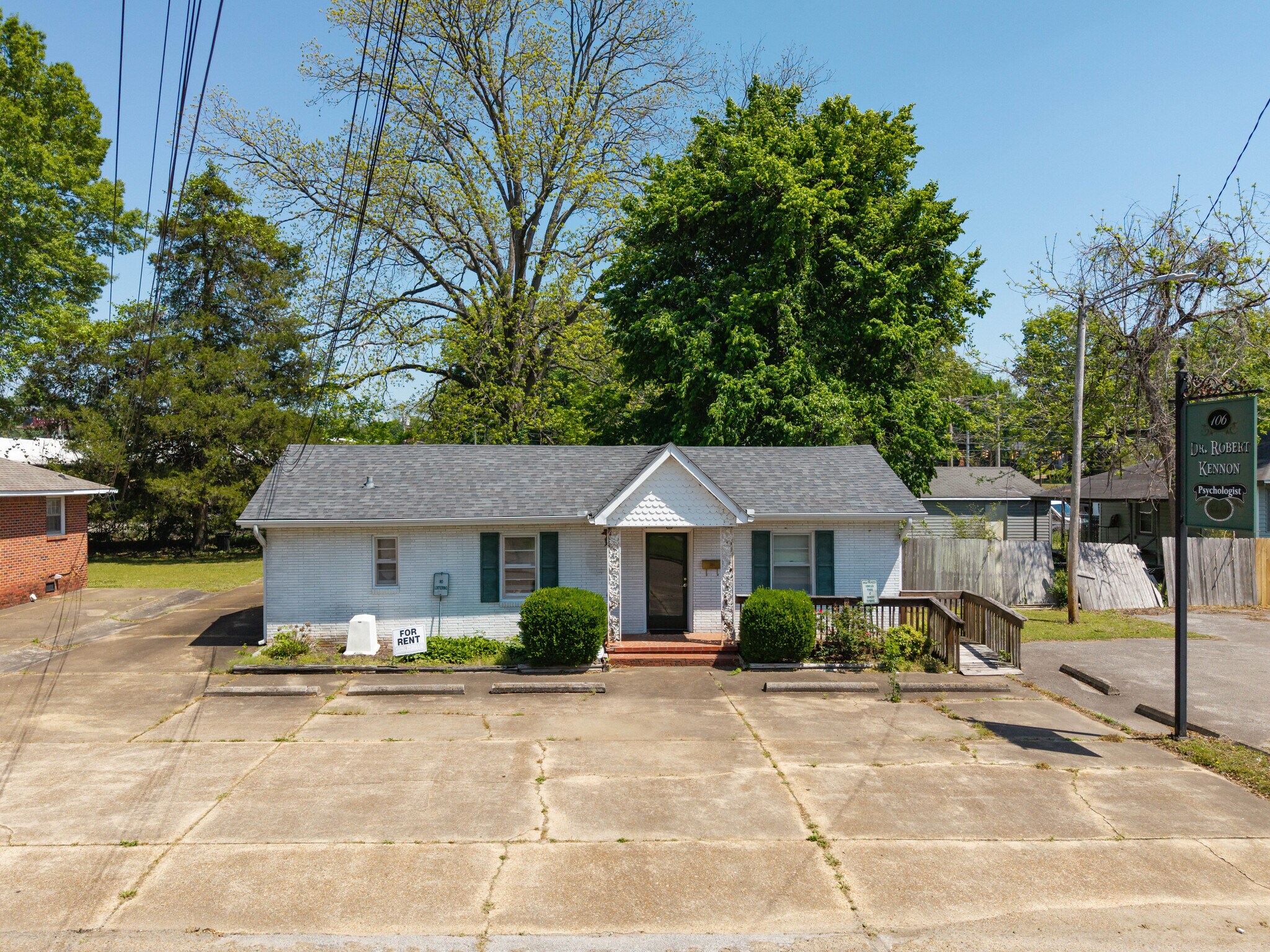 106 Tucker St, Jackson, TN à louer Photo principale– Image 1 sur 17