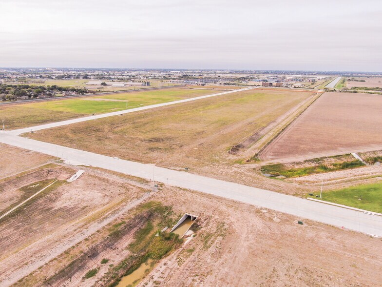 01 Economic Ave, Weslaco, TX à vendre - Photo de l’immeuble – Image 2 sur 5