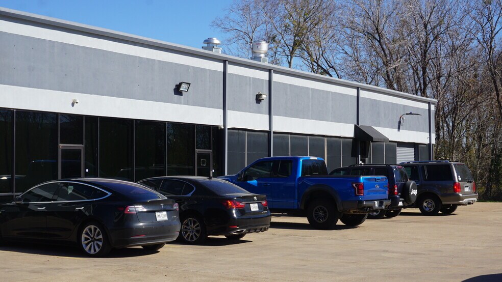 867-873 Dulles Ave, Stafford, TX à louer - Photo de l’immeuble – Image 2 sur 16
