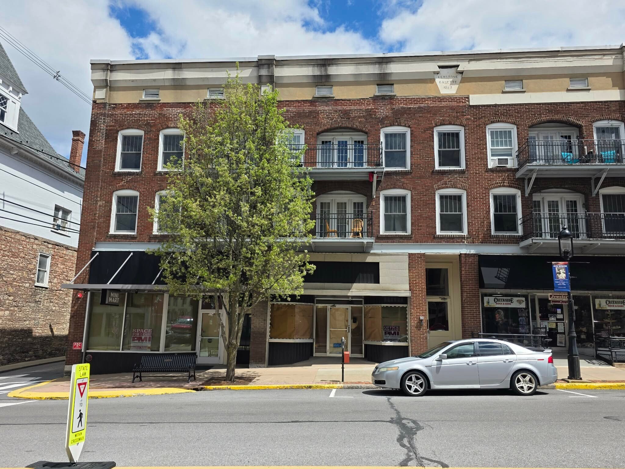 100-114 N Allegheny St, Bellefonte, PA à louer Photo de l’immeuble– Image 1 sur 9