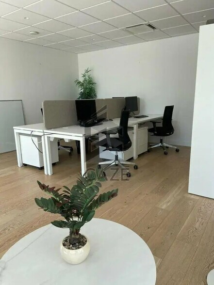 Bureau dans La Rochelle à louer - Photo intérieure – Image 3 sur 6