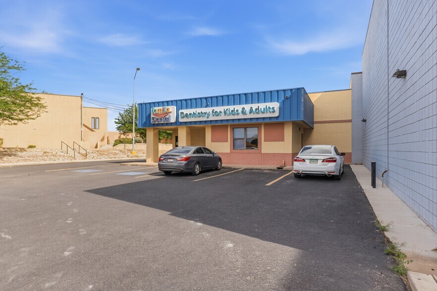 2330 W Pierce St, Carlsbad, NM à vendre - Photo de l’immeuble – Image 3 sur 6