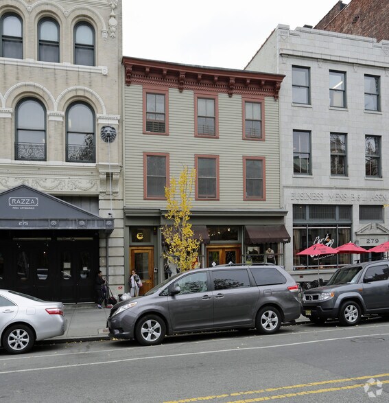 277 Grove St, Jersey City, NJ à louer - Photo de l’immeuble – Image 2 sur 2