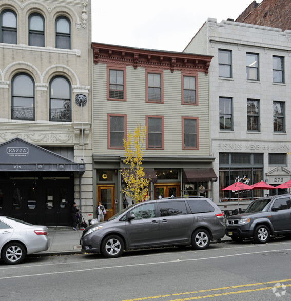 277 Grove St, Jersey City, NJ à louer - Photo de l’immeuble – Image 3 sur 3