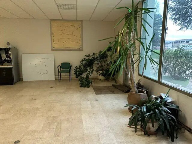 Local commercial dans Dijon à louer - Photo intérieure – Image 2 sur 7