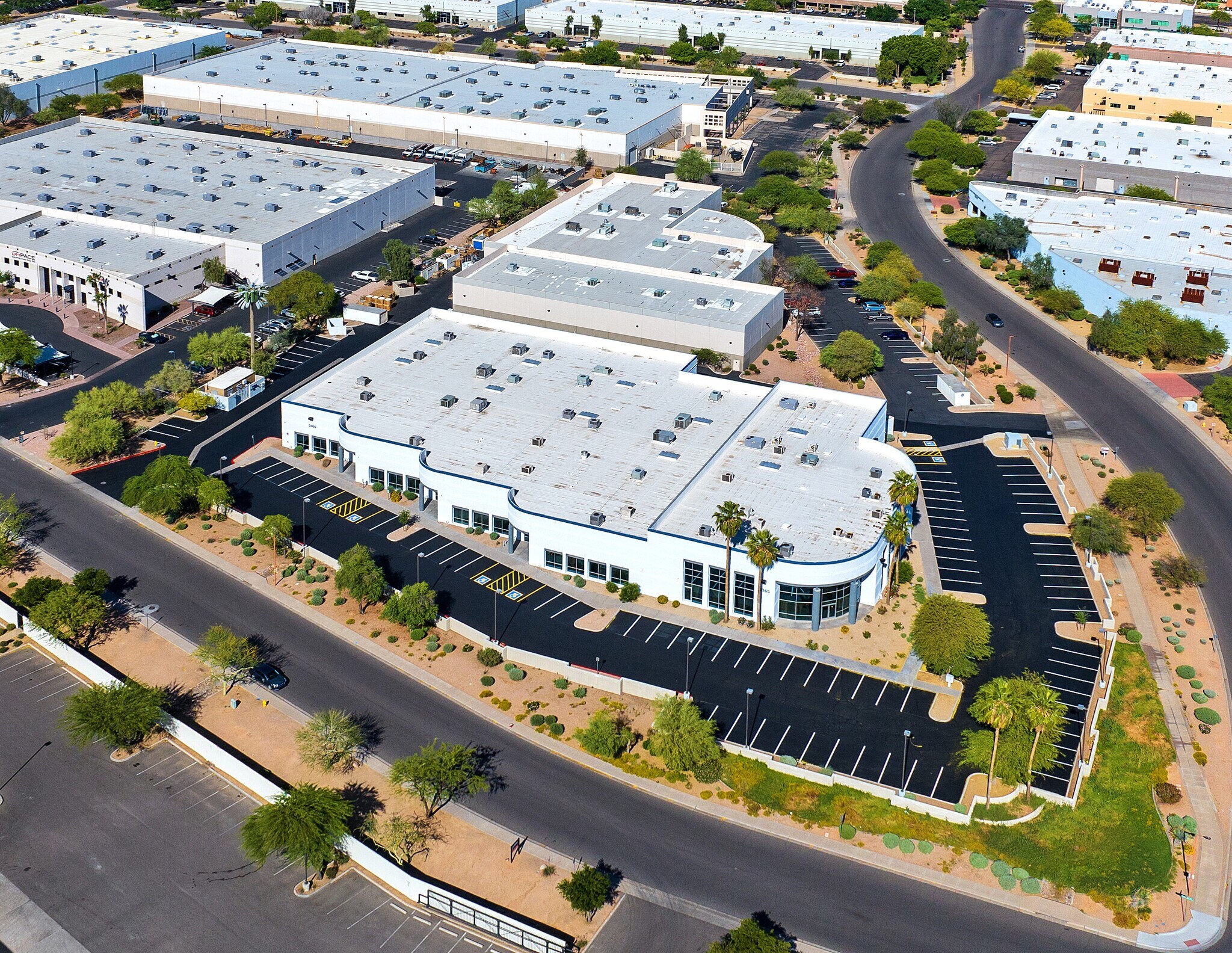 9365 S McKemy St, Tempe, AZ à louer Photo de l’immeuble– Image 1 sur 8
