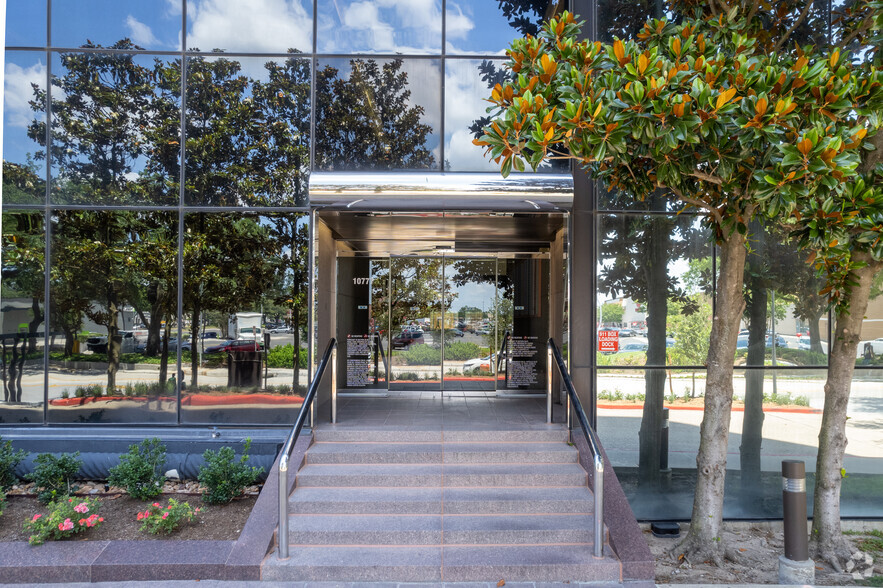 10777 Westheimer Rd, Houston, TX à louer - Photo de l’immeuble – Image 3 sur 10