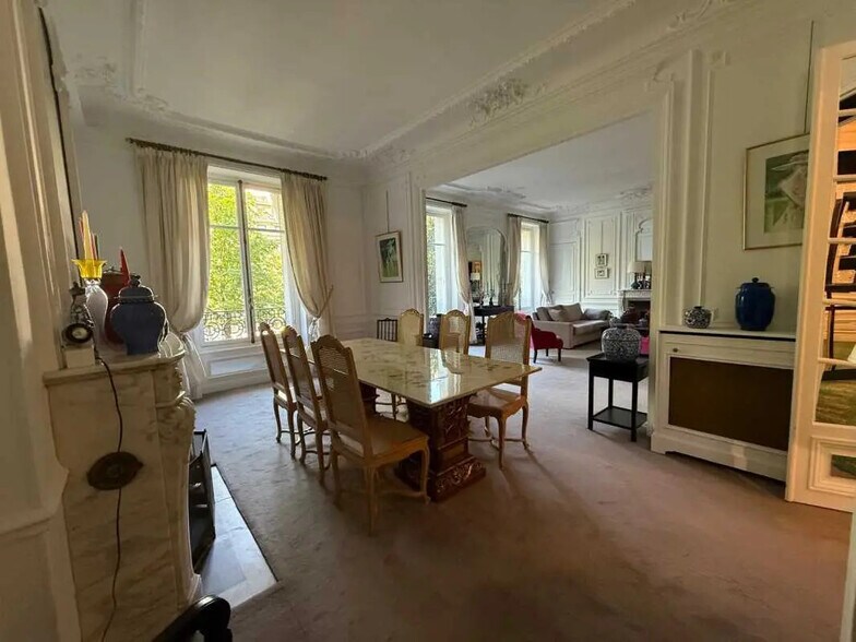 Bureau dans Paris à vendre - Photo de l’immeuble – Image 3 sur 13