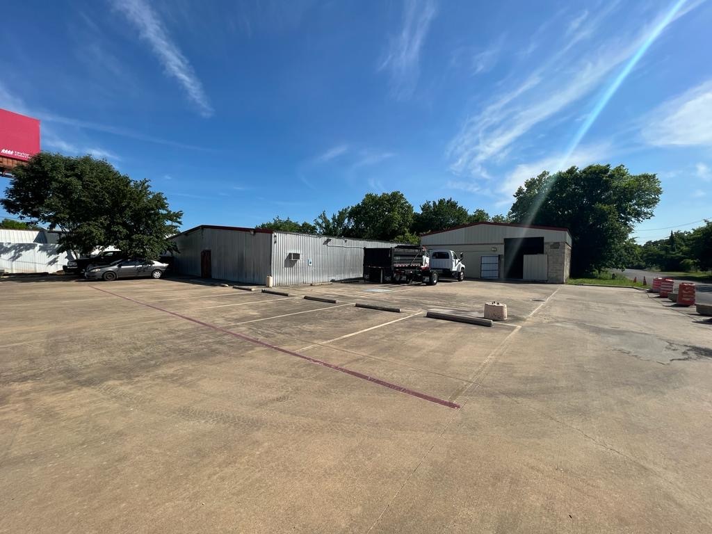12720 C F Hawn Fwy, Dallas, TX à vendre Photo de l’immeuble– Image 1 sur 18