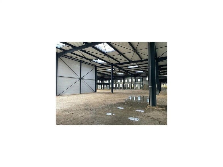 Local d'activités dans Gennevilliers à vendre - Photo intérieure – Image 2 sur 16