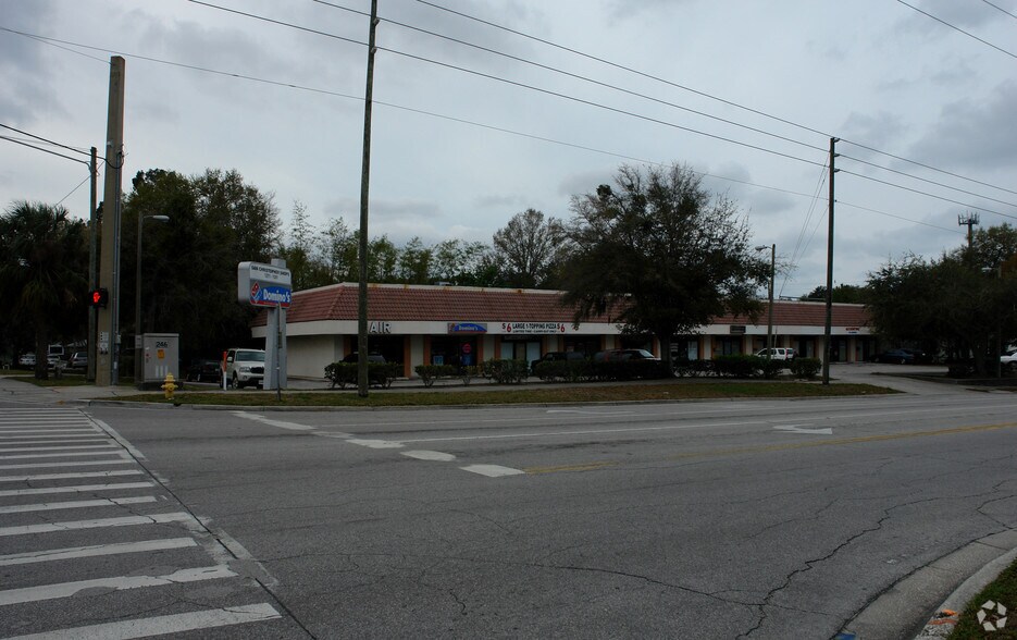 1271-1291 San Christopher Dr, Dunedin, FL à louer - Photo de l’immeuble – Image 3 sur 17