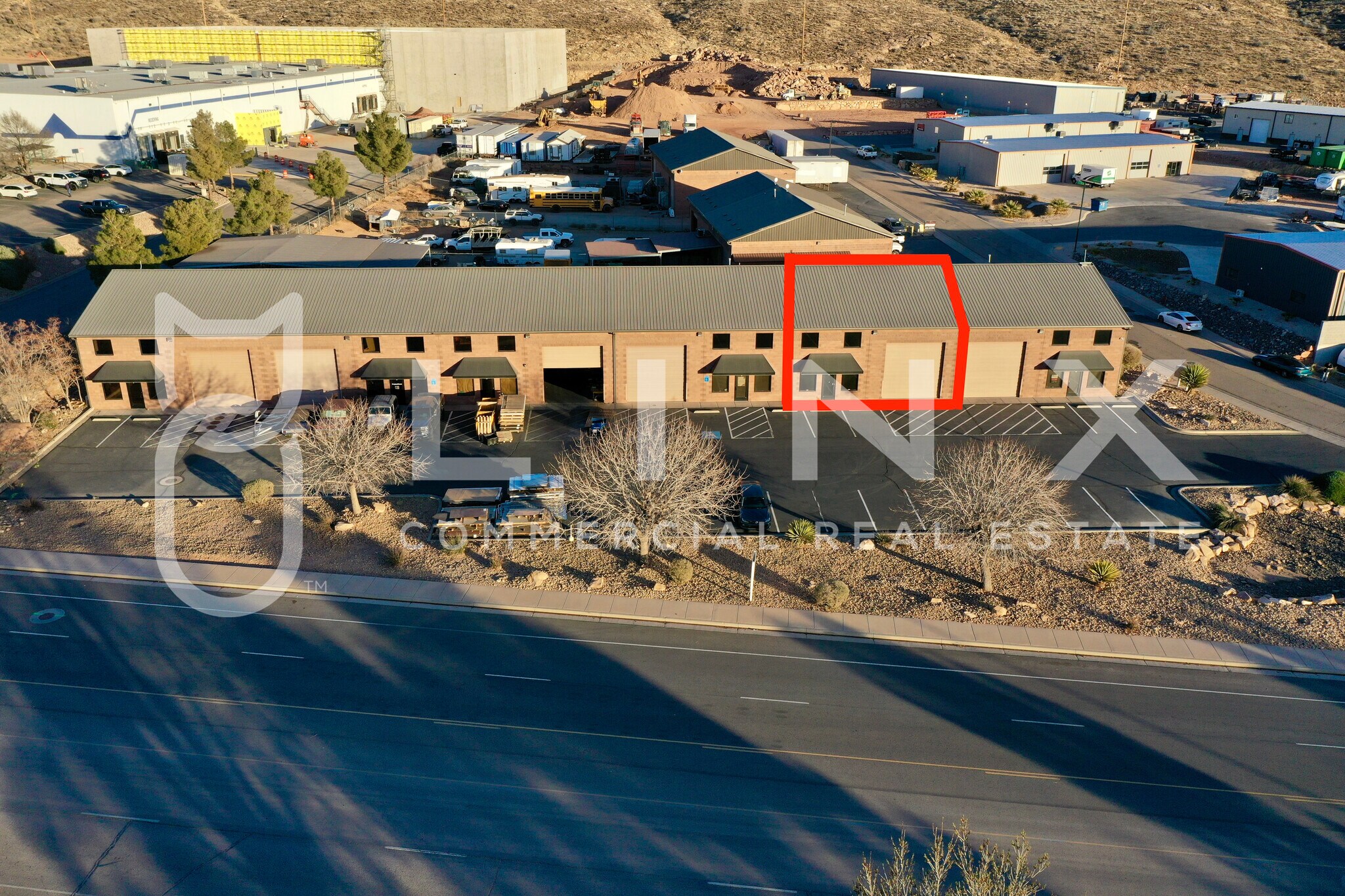 5570 W 290 N, Hurricane, UT à louer Photo de l’immeuble– Image 1 sur 6