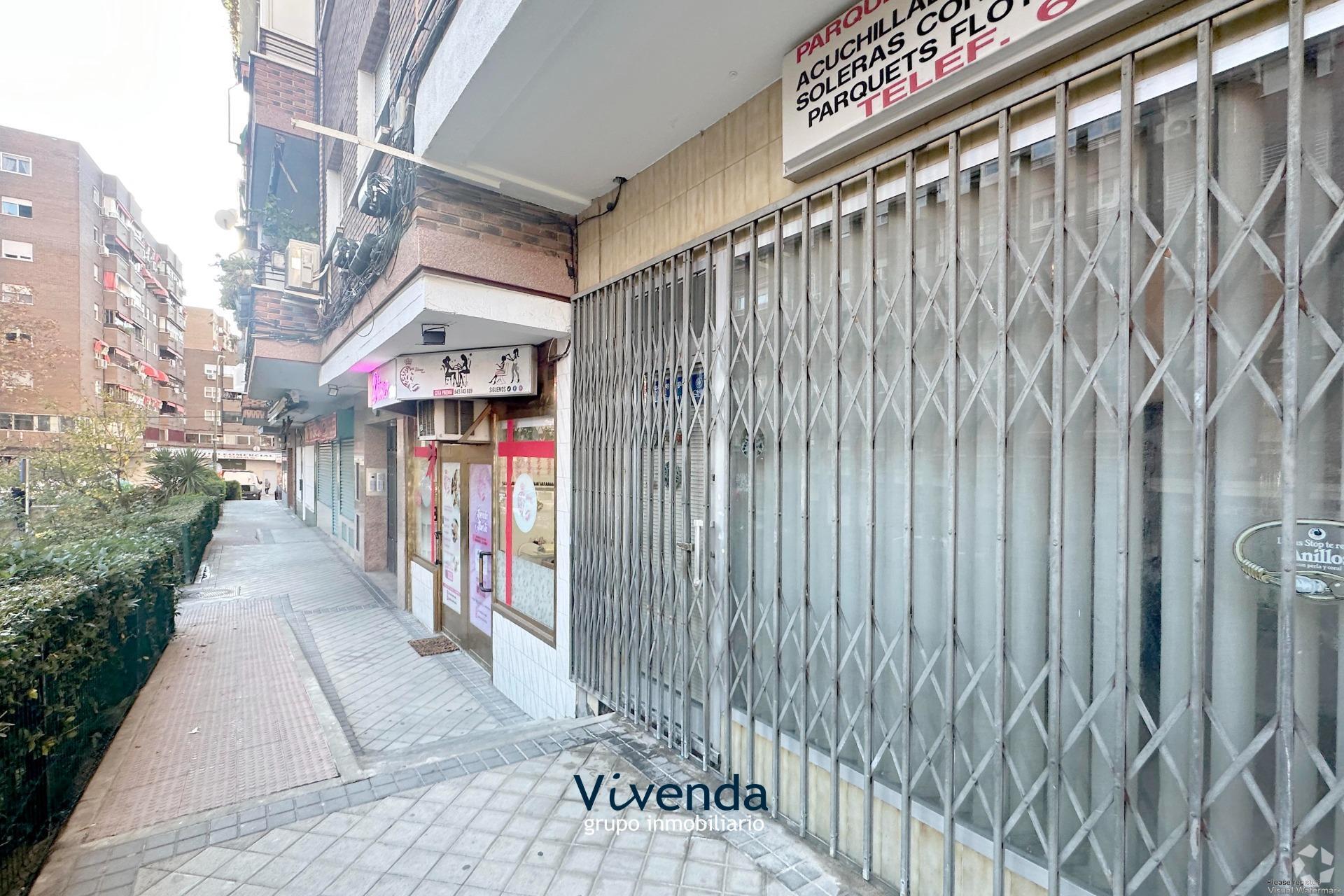 Local commercial dans Móstoles, Madrid à louer Photo intérieure– Image 1 sur 2