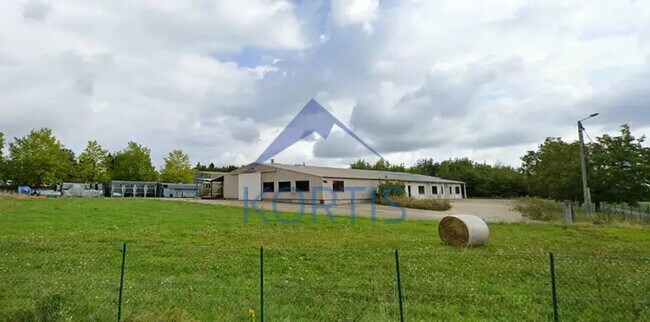 Plus de détails pour 2 Route Des Artisans, Chaveyriat - Local d’activités à vendre