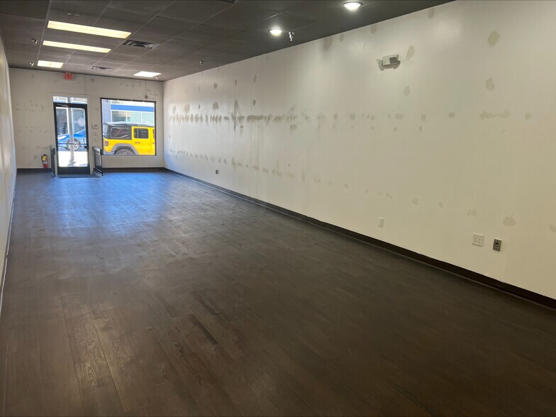 25 3rd St NW, Winter Haven, FL à louer - Photo de l’immeuble – Image 3 sur 5