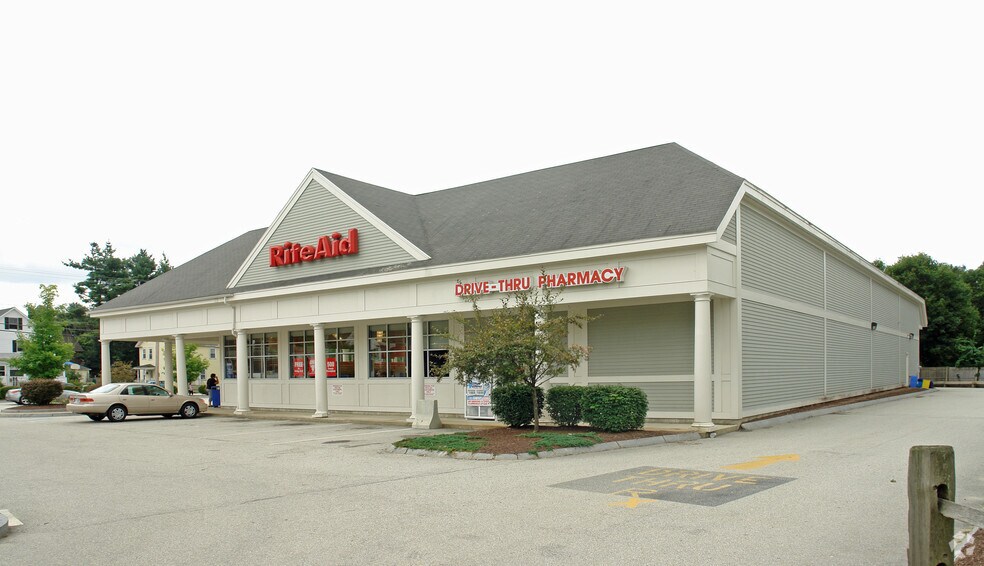 86 Elm St, Milford, NH à louer - Photo de l’immeuble – Image 2 sur 2