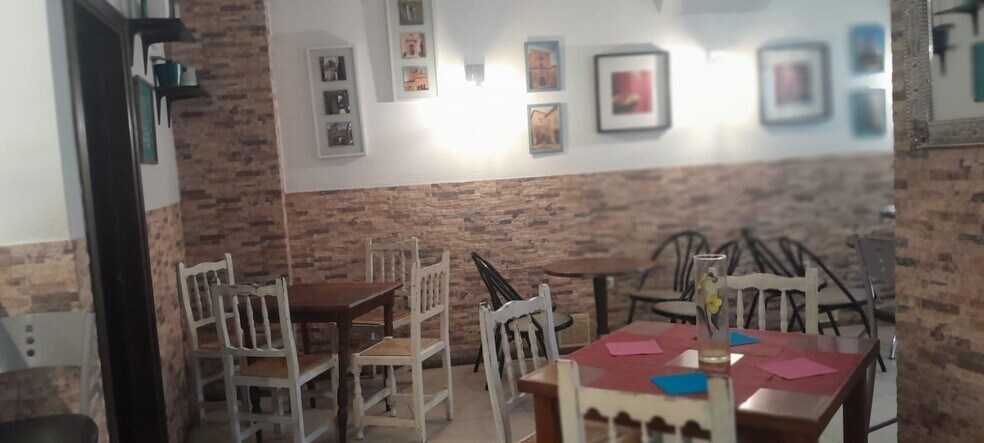 Local commercial dans Cáceres, Cáceres à vendre - Photo de l’immeuble – Image 2 sur 9