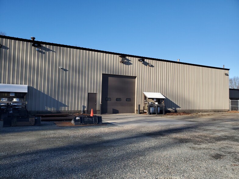 25 E Belcher Rd, Foxborough, MA à louer - Photo de l’immeuble – Image 2 sur 5