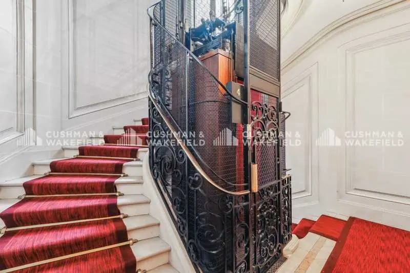 Bureau dans Paris à louer - Photo de l’immeuble – Image 3 sur 16