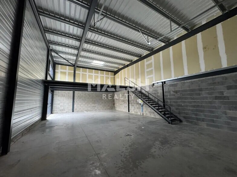 Local d’activités dans Andrézieux-Bouthéon à louer - Photo intérieure – Image 2 sur 4