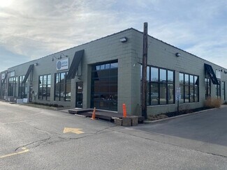 Plus de détails pour 2121-2175 Cole St, Birmingham, MI - Bureau/Local commercial à louer