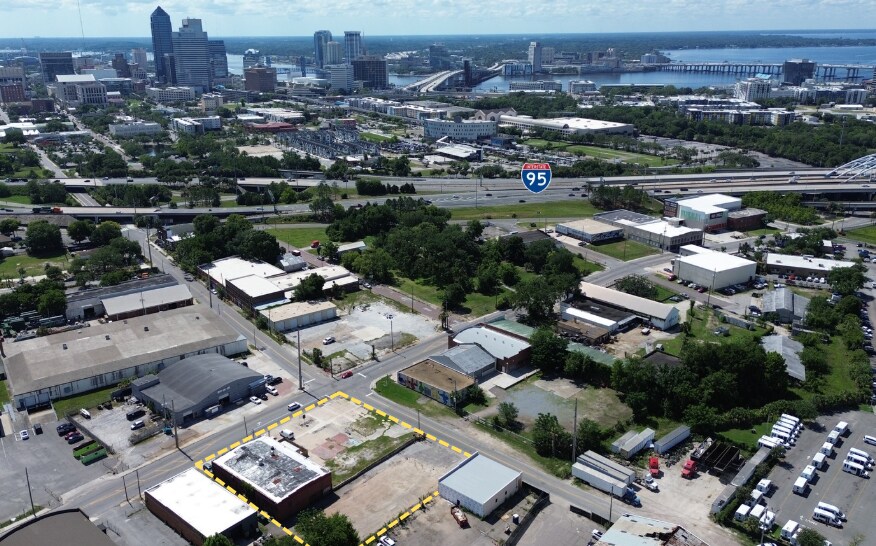 520 N Myrtle Ave, Jacksonville, FL à louer - Photo de l’immeuble – Image 1 sur 5