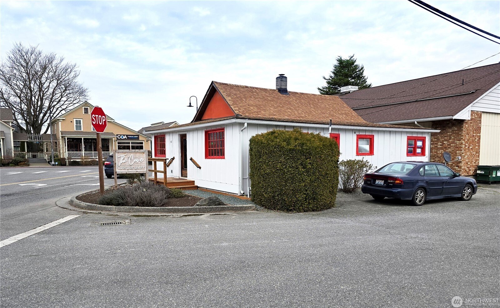 105 Maple Ave, La Conner, WA à vendre Photo principale– Image 1 sur 15