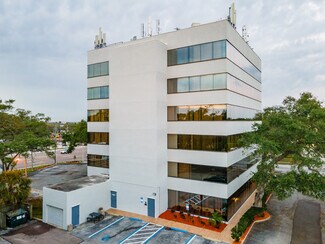 Plus de détails pour 3000 Gulf To Bay Blvd, Clearwater, FL - Bureau à louer