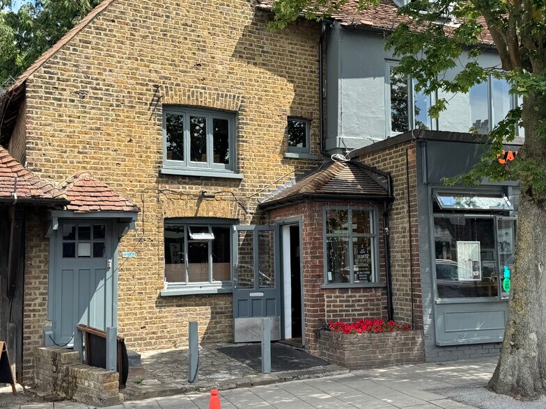 3-5 High St, Ruislip à louer - Photo de l’immeuble – Image 3 sur 12