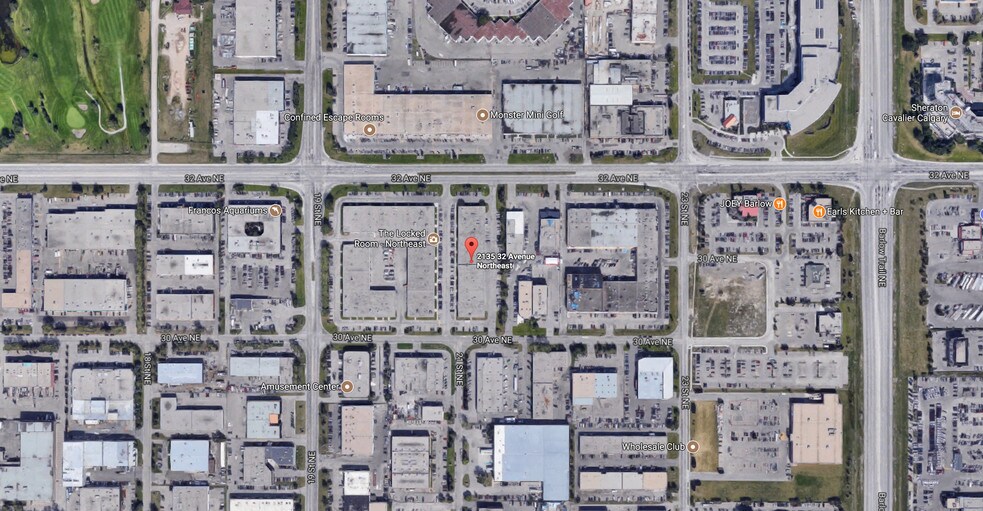2135 32nd Ave NE, Calgary, AB à louer - Photo de l’immeuble – Image 2 sur 7