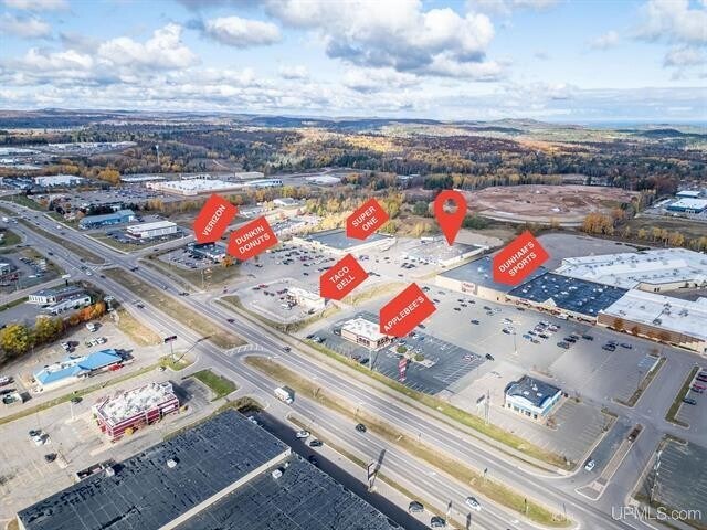 3060 Us-41, Marquette, MI à vendre - Photo de l’immeuble – Image 2 sur 8
