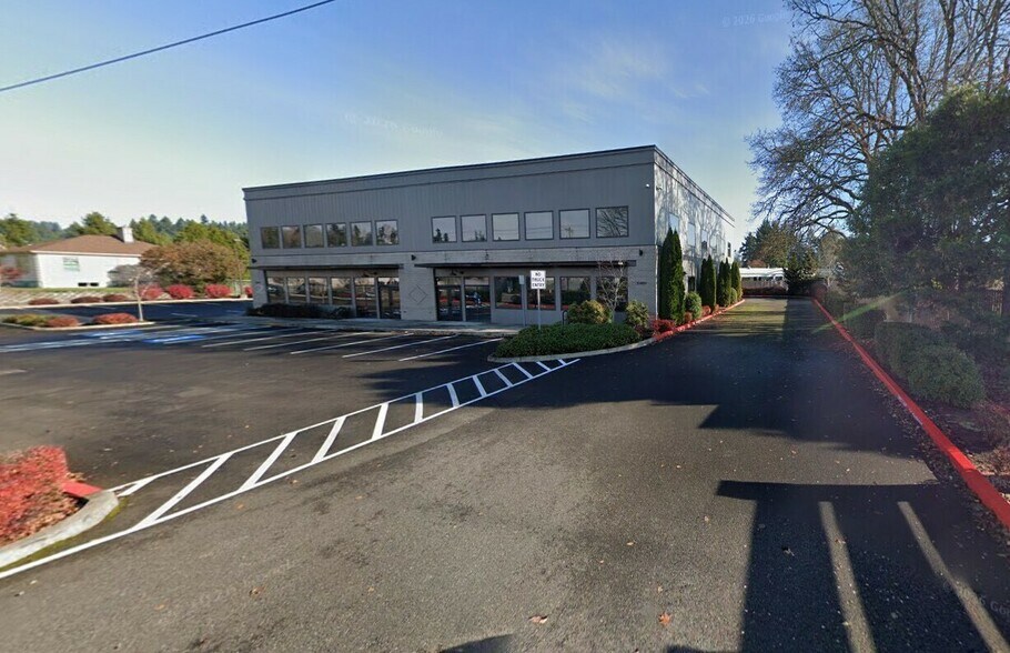15810 SE 135th Ave, Clackamas, OR à louer - Photo de l’immeuble – Image 2 sur 3