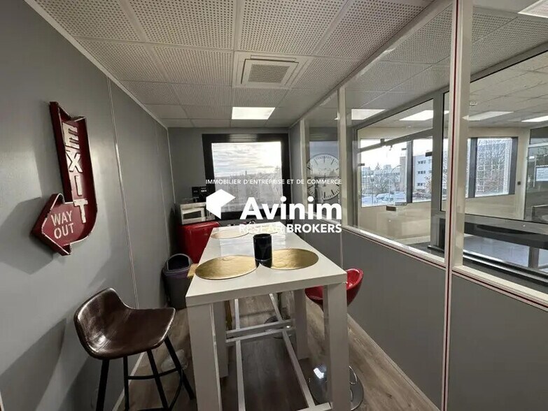 Bureau dans Gennevilliers à louer - Photo intérieure – Image 2 sur 9