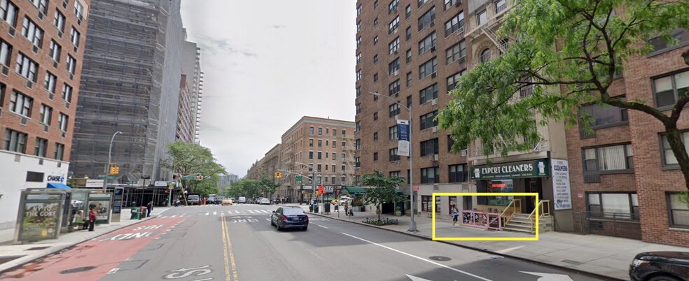 448 E 79th St, New York, NY à louer - Photo de l’immeuble – Image 3 sur 14