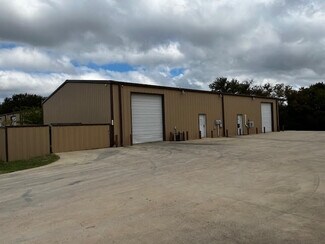 Plus de détails pour 4902 Roadrunner Rd, Fort Worth, TX - Local d'activités à louer